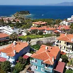 펜션 Stylish In Kusadasi, 5 Minutes To The Center And The Sea *