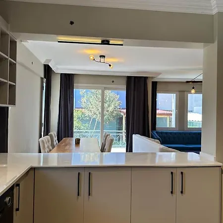 Stylish In Kusadasi, 5 Minutes To The Center And The Sea * Kusadası