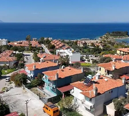 בית נופש Stylish In Kusadasi, 5 Minutes To The Center And The Sea קוסדסי